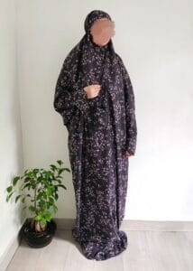 Tenue de prière transportable Saira format portefeuille couleur noir