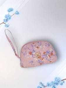 Tenue de prière transportable Saira format portefeuille couleur rose