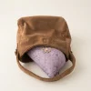 robe de priere de voyage nomade dans un sac