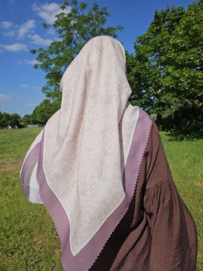 hijab indonesien couleur mauve carré
